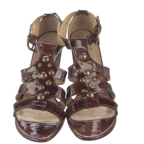 Stuart Weitzman Patent Leather Studded T-Strap Sandals – Size 8 - Picture 1 of 5